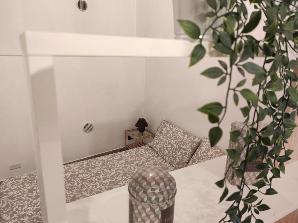 Al Portico Apartment Petralia Sottana Ngoại thất bức ảnh
